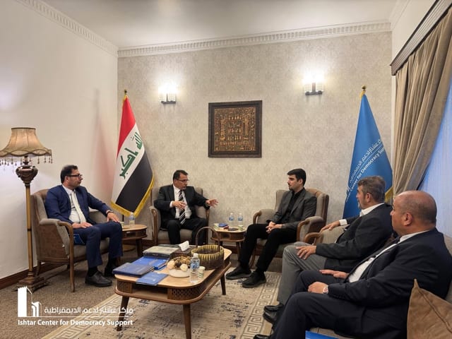 Ishtar Center Hosts Roya Foundation