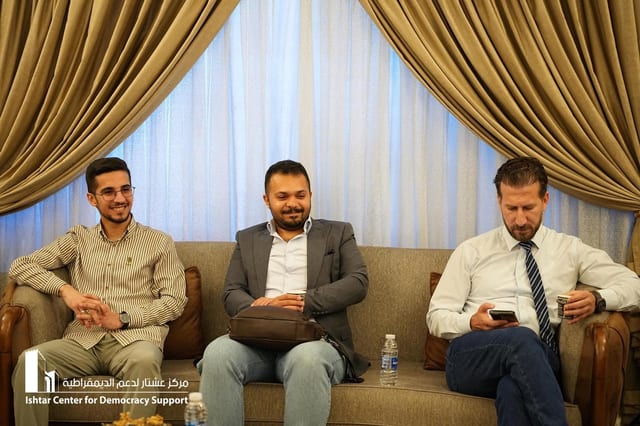 Roundtable Discusses the Development of Studies on Social Pluralism